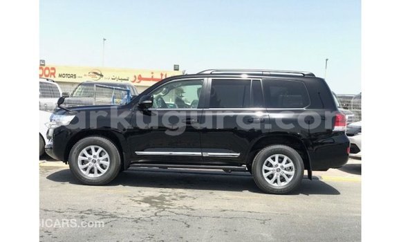 Acheter Import Voiture Toyota Land Cruiser Noir à Import - Dubai, Bujumbura Acheter Import Voiture Toyota Land Cruiser Noir à Import - Dubai, Bujumbura