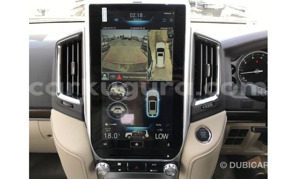 Acheter Import Voiture Toyota Land Cruiser Noir à Import - Dubai, Bujumbura Acheter Import Voiture Toyota Land Cruiser Noir à Import - Dubai, Bujumbura