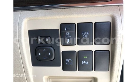 Acheter Import Voiture Toyota Land Cruiser Noir à Import - Dubai, Bujumbura Acheter Import Voiture Toyota Land Cruiser Noir à Import - Dubai, Bujumbura