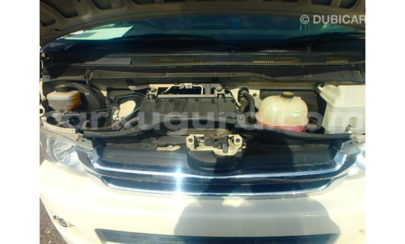 Acheter Import Voiture Toyota Hiace Blanc à Import - Dubai, Bujumbura Acheter Import Voiture Toyota Hiace Blanc à Import - Dubai, Bujumbura