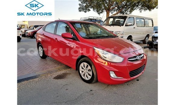 Acheter Import Voiture Hyundai Accent Rouge à Import - Dubai, Bujumbura