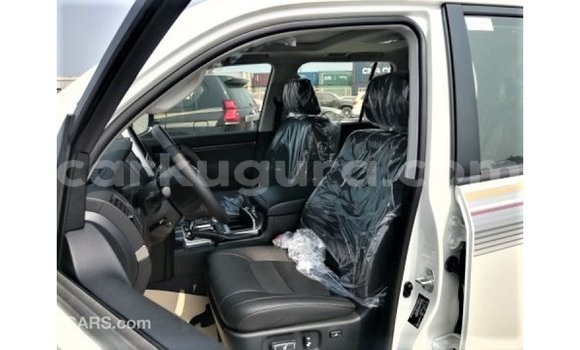 Buy Import Toyota Land Cruiser White Car in Import - Dubai in Bujumbura Buy Import Toyota Land Cruiser White Car in Import - Dubai in Bujumbura
