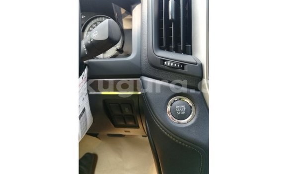 Buy Import Toyota Land Cruiser White Car in Import - Dubai in Bujumbura Buy Import Toyota Land Cruiser White Car in Import - Dubai in Bujumbura