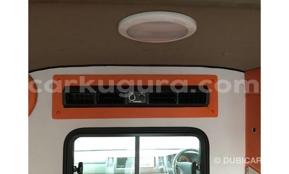 Buy Import Toyota Hiace White Car in Import - Dubai in Bujumbura Buy Import Toyota Hiace White Car in Import - Dubai in Bujumbura