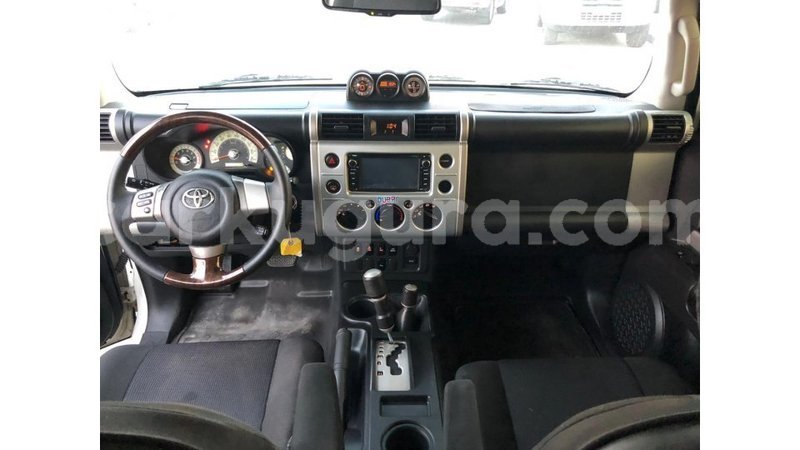 Big with watermark toyota fj cruiser bujumbura import dubai 5672