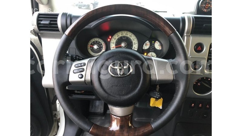 Big with watermark toyota fj cruiser bujumbura import dubai 5672