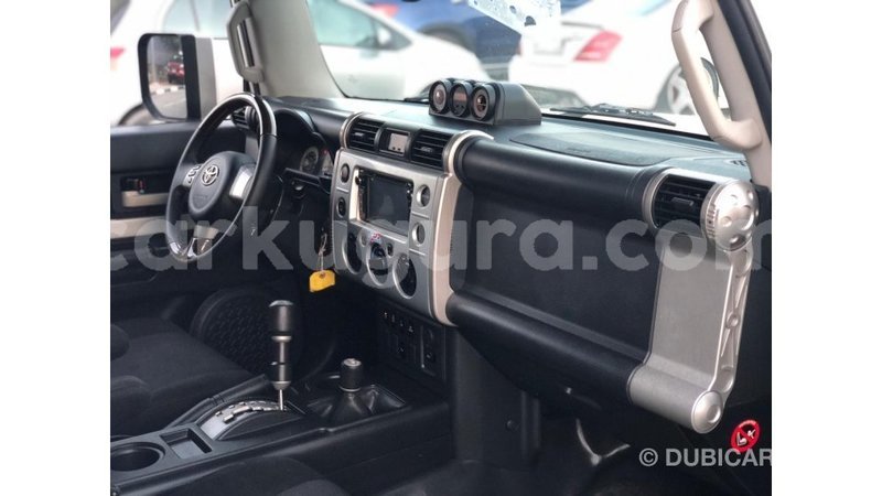 Big with watermark toyota fj cruiser bujumbura import dubai 5672