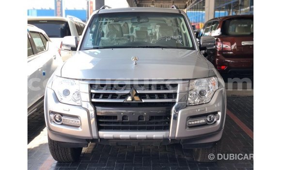 Acheter Import Voiture Mitsubishi Pajero Autre à Import - Dubai, Bujumbura Acheter Import Voiture Mitsubishi Pajero Autre à Import - Dubai, Bujumbura