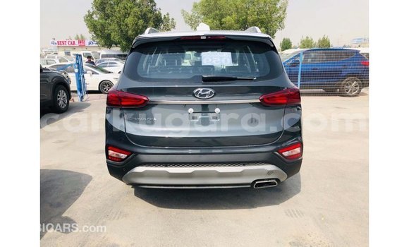 Acheter Import Voiture Hyundai Santa Fe Vert à Import - Dubai, Bujumbura Acheter Import Voiture Hyundai Santa Fe Vert à Import - Dubai, Bujumbura