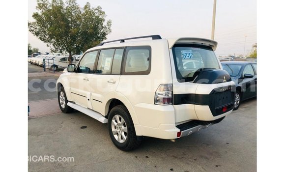 Buy Import Mitsubishi Pajero White Car in Import - Dubai in Bujumbura Buy Import Mitsubishi Pajero White Car in Import - Dubai in Bujumbura