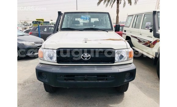 Buy Import Toyota Land Cruiser White Car in Import - Dubai in Bujumbura Buy Import Toyota Land Cruiser White Car in Import - Dubai in Bujumbura