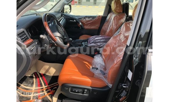 Acheter Import Voiture Lexus LX Blanc à Import - Dubai, Bujumbura