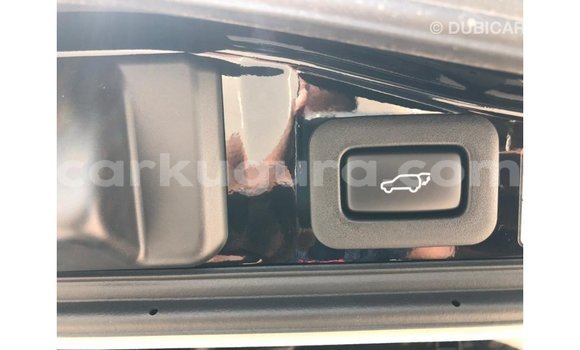 Nunua Imported Toyota Land Cruiser Nyeusi Gari ndani ya Import - Dubai nchini Bujumbura Nunua Imported Toyota Land Cruiser Nyeusi Gari ndani ya Import - Dubai nchini Bujumbura