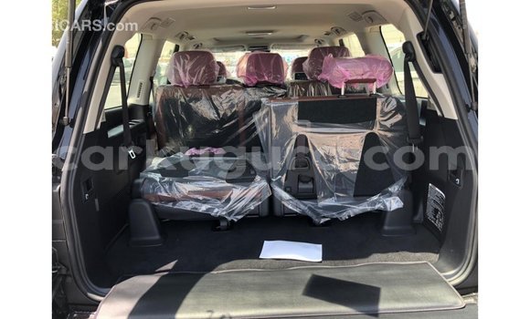Nunua Imported Toyota Land Cruiser Nyeusi Gari ndani ya Import - Dubai nchini Bujumbura Nunua Imported Toyota Land Cruiser Nyeusi Gari ndani ya Import - Dubai nchini Bujumbura