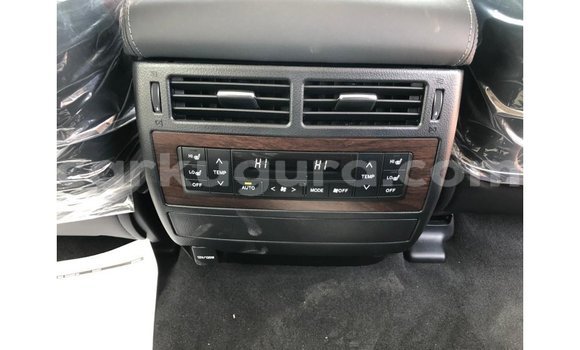 Nunua Imported Toyota Land Cruiser Nyeusi Gari ndani ya Import - Dubai nchini Bujumbura Nunua Imported Toyota Land Cruiser Nyeusi Gari ndani ya Import - Dubai nchini Bujumbura