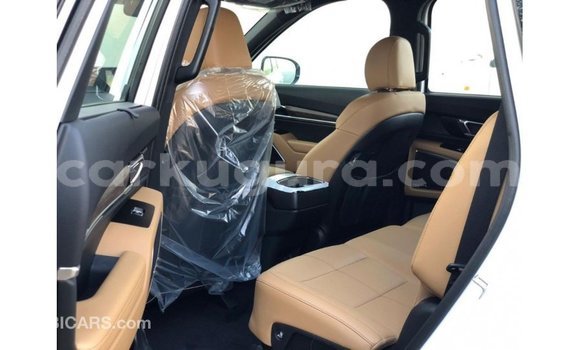 Buy Import Kia Carens White Car in Import - Dubai in Bujumbura Buy Import Kia Carens White Car in Import - Dubai in Bujumbura