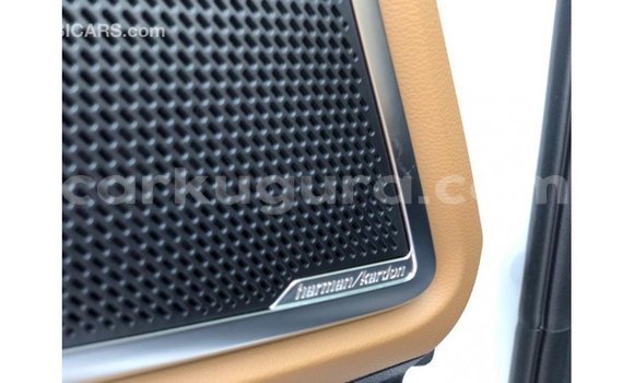 Buy Import Kia Carens White Car in Import - Dubai in Bujumbura Buy Import Kia Carens White Car in Import - Dubai in Bujumbura