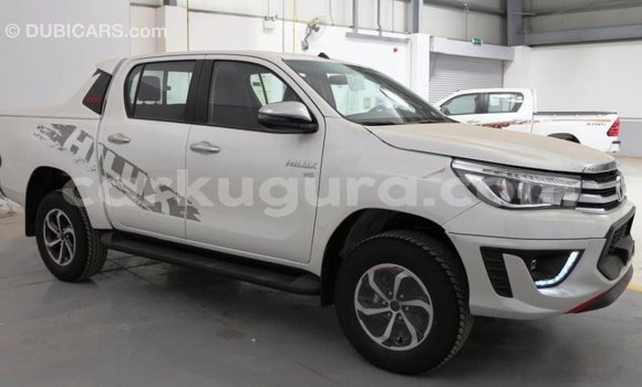 Buy Import Toyota Hilux White Car in Import - Dubai in Bujumbura Buy Import Toyota Hilux White Car in Import - Dubai in Bujumbura