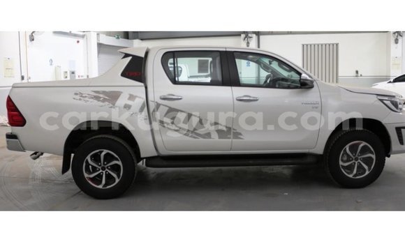 Buy Import Toyota Hilux White Car in Import - Dubai in Bujumbura Buy Import Toyota Hilux White Car in Import - Dubai in Bujumbura