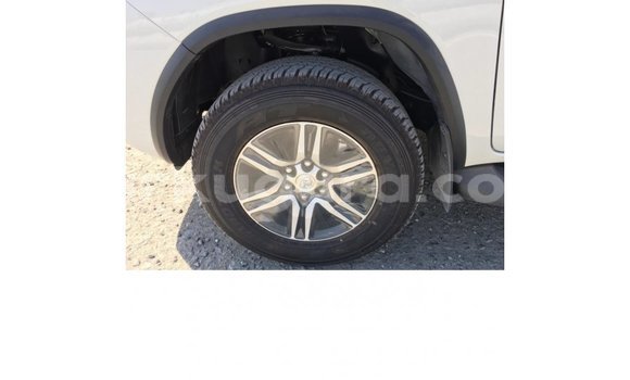 Buy Import Toyota Fortuner White Car in Import - Dubai in Bujumbura Buy Import Toyota Fortuner White Car in Import - Dubai in Bujumbura