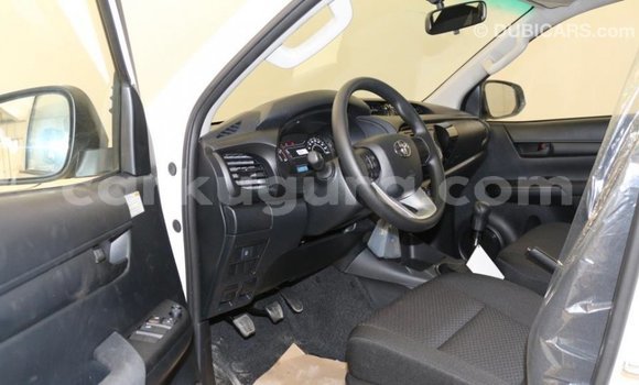 Buy Import Toyota Hilux White Car in Import - Dubai in Bujumbura Buy Import Toyota Hilux White Car in Import - Dubai in Bujumbura