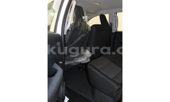 Buy Import Toyota Hilux White Car in Import - Dubai in Bujumbura Buy Import Toyota Hilux White Car in Import - Dubai in Bujumbura