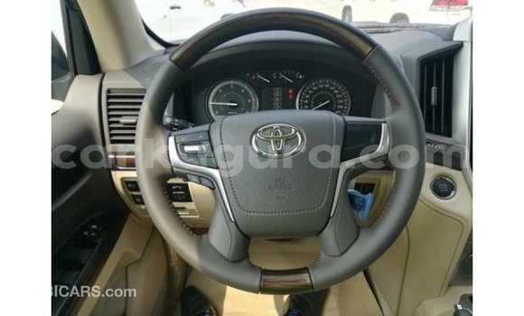 Buy Import Toyota Land Cruiser Black Car in Import - Dubai in Bujumbura Buy Import Toyota Land Cruiser Black Car in Import - Dubai in Bujumbura