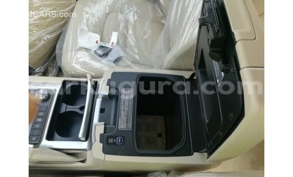 Buy Import Toyota Land Cruiser Black Car in Import - Dubai in Bujumbura Buy Import Toyota Land Cruiser Black Car in Import - Dubai in Bujumbura