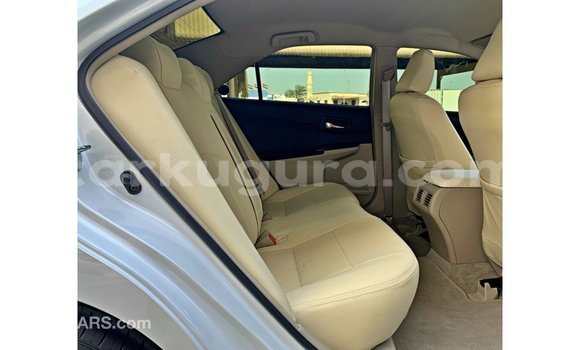 Buy Import Toyota Camry White Car in Import - Dubai in Bujumbura Buy Import Toyota Camry White Car in Import - Dubai in Bujumbura