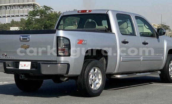 Nunua Imported Chevrolet Silverado Nyingine Gari ndani ya Import - Dubai nchini Bujumbura Nunua Imported Chevrolet Silverado Nyingine Gari ndani ya Import - Dubai nchini Bujumbura
