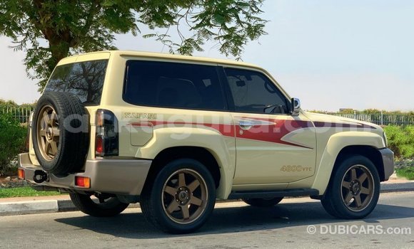 Nunua Imported Nissan Patrol Beige Gari ndani ya Import - Dubai nchini Bujumbura Nunua Imported Nissan Patrol Beige Gari ndani ya Import - Dubai nchini Bujumbura