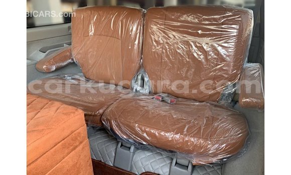 Nunua Imported Nissan Patrol Beige Gari ndani ya Import - Dubai nchini Bujumbura Nunua Imported Nissan Patrol Beige Gari ndani ya Import - Dubai nchini Bujumbura