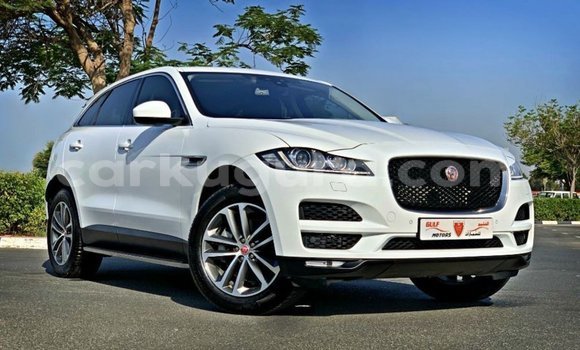 Acheter Import Voiture Jaguar F-Pace Blanc à Import - Dubai, Bujumbura