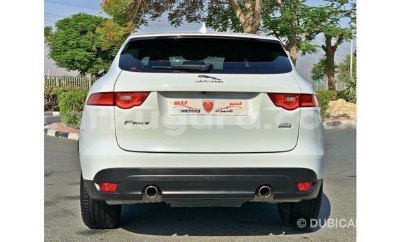 Acheter Import Voiture Jaguar F-Pace Blanc à Import - Dubai, Bujumbura Acheter Import Voiture Jaguar F-Pace Blanc à Import - Dubai, Bujumbura