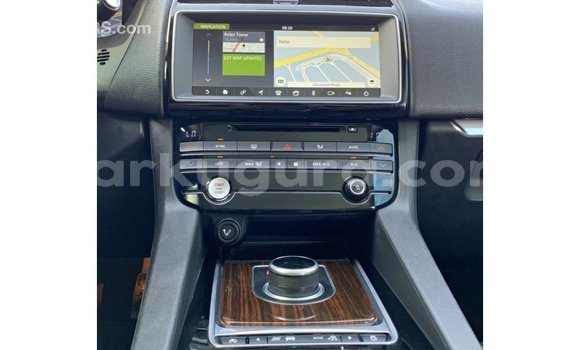 Nunua Imported Jaguar F-Pace Nyeupe Gari ndani ya Import - Dubai nchini Bujumbura Nunua Imported Jaguar F-Pace Nyeupe Gari ndani ya Import - Dubai nchini Bujumbura