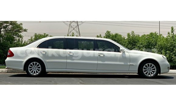 Buy Import Mercedes-Benz 200 White Car in Import - Dubai in Bujumbura Buy Import Mercedes-Benz 200 White Car in Import - Dubai in Bujumbura