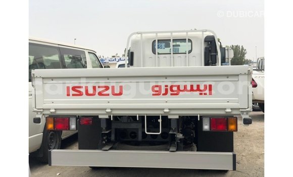 Buy Import Isuzu D–max White Truck in Import - Dubai in Bujumbura Buy Import Isuzu D–max White Truck in Import - Dubai in Bujumbura