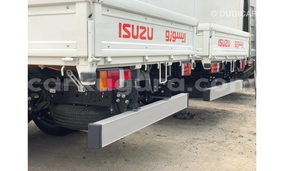 Buy Import Isuzu D–max White Truck in Import - Dubai in Bujumbura Buy Import Isuzu D–max White Truck in Import - Dubai in Bujumbura