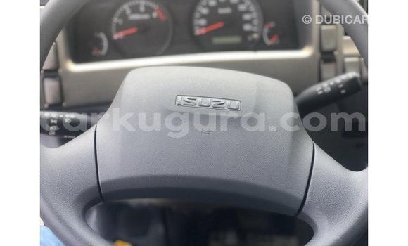 Buy Import Isuzu D–max White Truck in Import - Dubai in Bujumbura Buy Import Isuzu D–max White Truck in Import - Dubai in Bujumbura