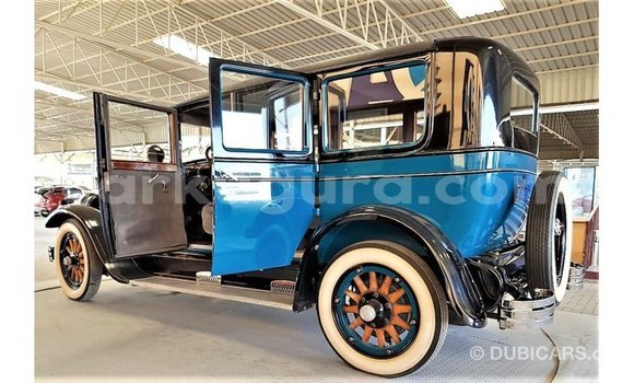 Buy Import Buick Electra Blue Car in Import - Dubai in Bujumbura Buy Import Buick Electra Blue Car in Import - Dubai in Bujumbura