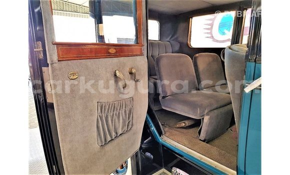 Buy Import Buick Electra Blue Car in Import - Dubai in Bujumbura Buy Import Buick Electra Blue Car in Import - Dubai in Bujumbura