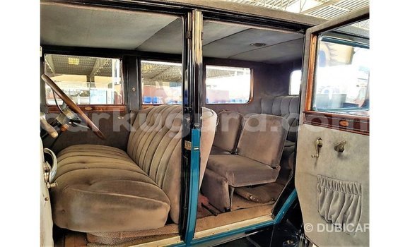 Buy Import Buick Electra Blue Car in Import - Dubai in Bujumbura Buy Import Buick Electra Blue Car in Import - Dubai in Bujumbura