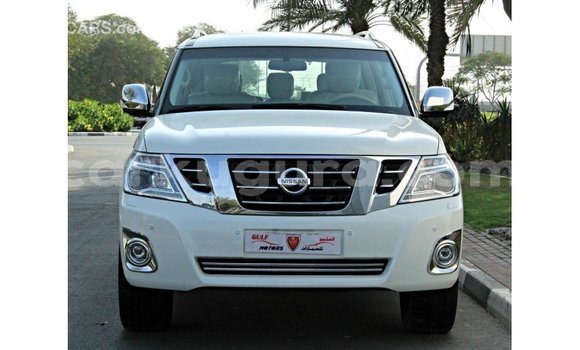 Acheter Import Voiture Nissan Patrol Blanc à Import - Dubai, Bujumbura Acheter Import Voiture Nissan Patrol Blanc à Import - Dubai, Bujumbura