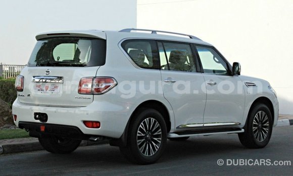 Nunua Imported Nissan Patrol Nyeupe Gari ndani ya Import - Dubai nchini Bujumbura Nunua Imported Nissan Patrol Nyeupe Gari ndani ya Import - Dubai nchini Bujumbura