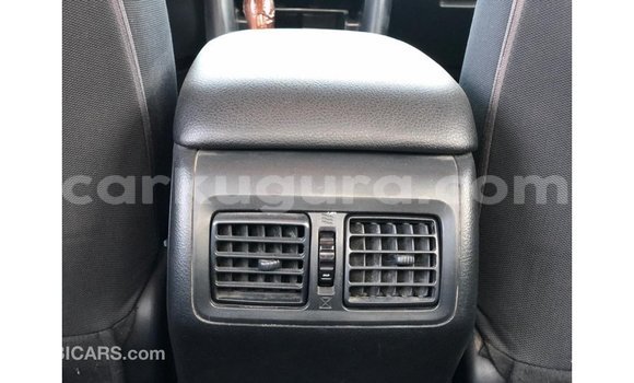 Acheter Import Voiture Toyota Camry Blanc à Import - Dubai, Bujumbura Acheter Import Voiture Toyota Camry Blanc à Import - Dubai, Bujumbura