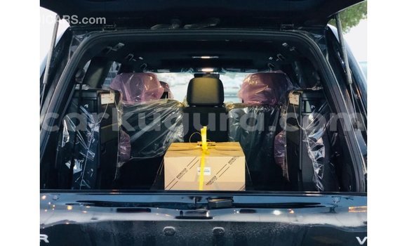 Acheter Import Voiture Toyota Land Cruiser Noir à Import - Dubai, Bujumbura Acheter Import Voiture Toyota Land Cruiser Noir à Import - Dubai, Bujumbura