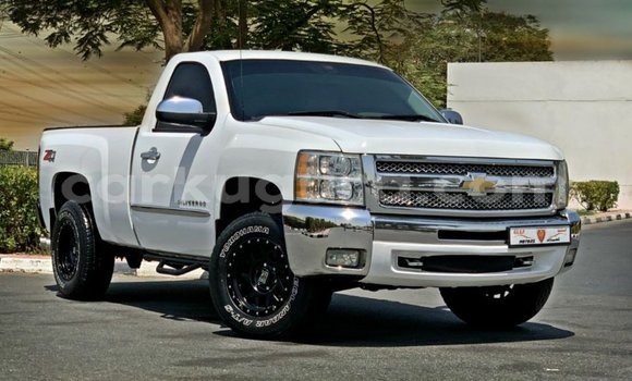 Buy Import Chevrolet Silverado White Car in Import - Dubai in Bujumbura Buy Import Chevrolet Silverado White Car in Import - Dubai in Bujumbura