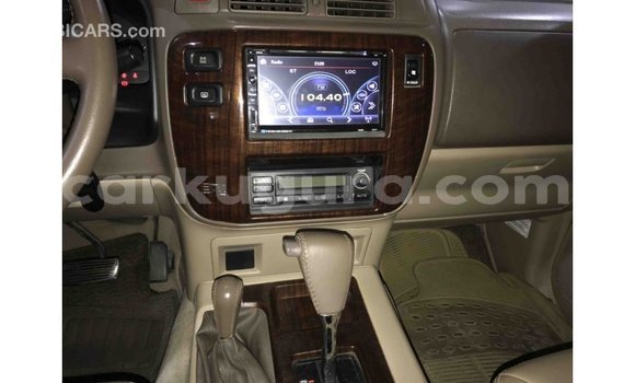 Nunua Imported Nissan Patrol Nyeupe Gari ndani ya Import - Dubai nchini Bujumbura Nunua Imported Nissan Patrol Nyeupe Gari ndani ya Import - Dubai nchini Bujumbura
