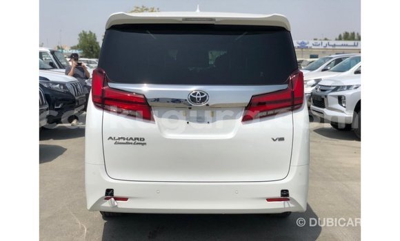 Nunua Imported Toyota Alphard Nyeupe Gari ndani ya Import - Dubai nchini Bujumbura Nunua Imported Toyota Alphard Nyeupe Gari ndani ya Import - Dubai nchini Bujumbura