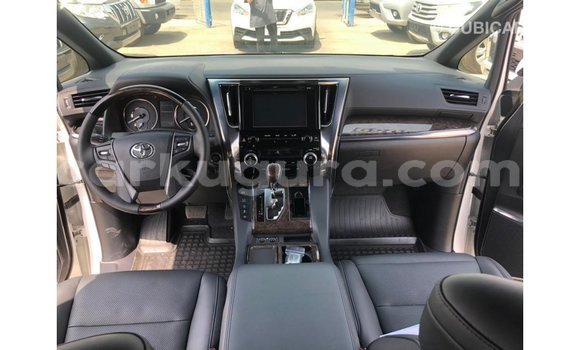 Nunua Imported Toyota Alphard Nyeupe Gari ndani ya Import - Dubai nchini Bujumbura Nunua Imported Toyota Alphard Nyeupe Gari ndani ya Import - Dubai nchini Bujumbura